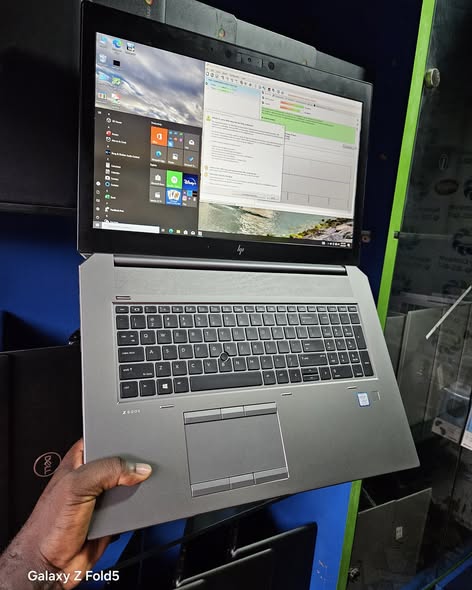 HP ZBOOK 17U G6