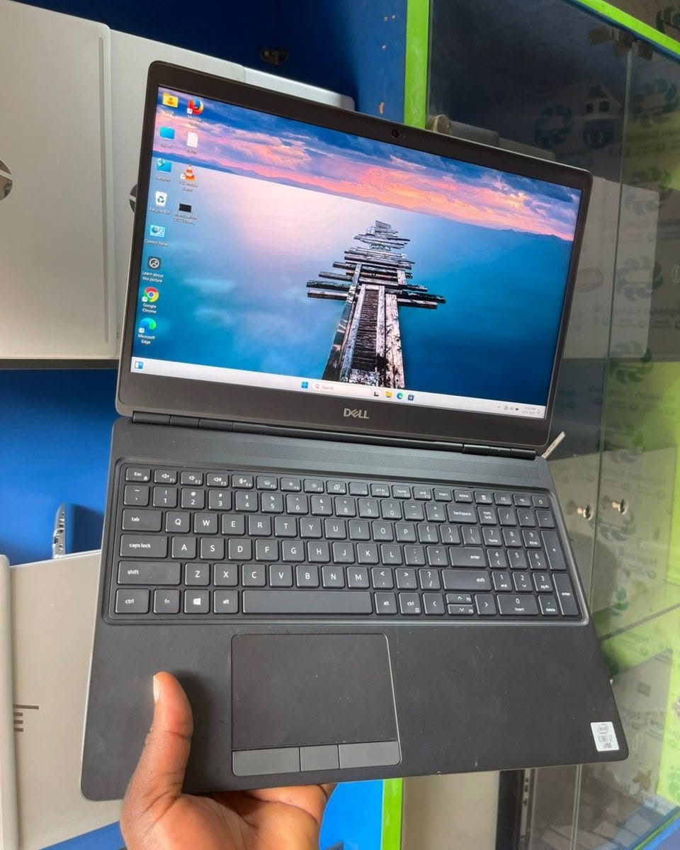 DELL LATITUDE 7550