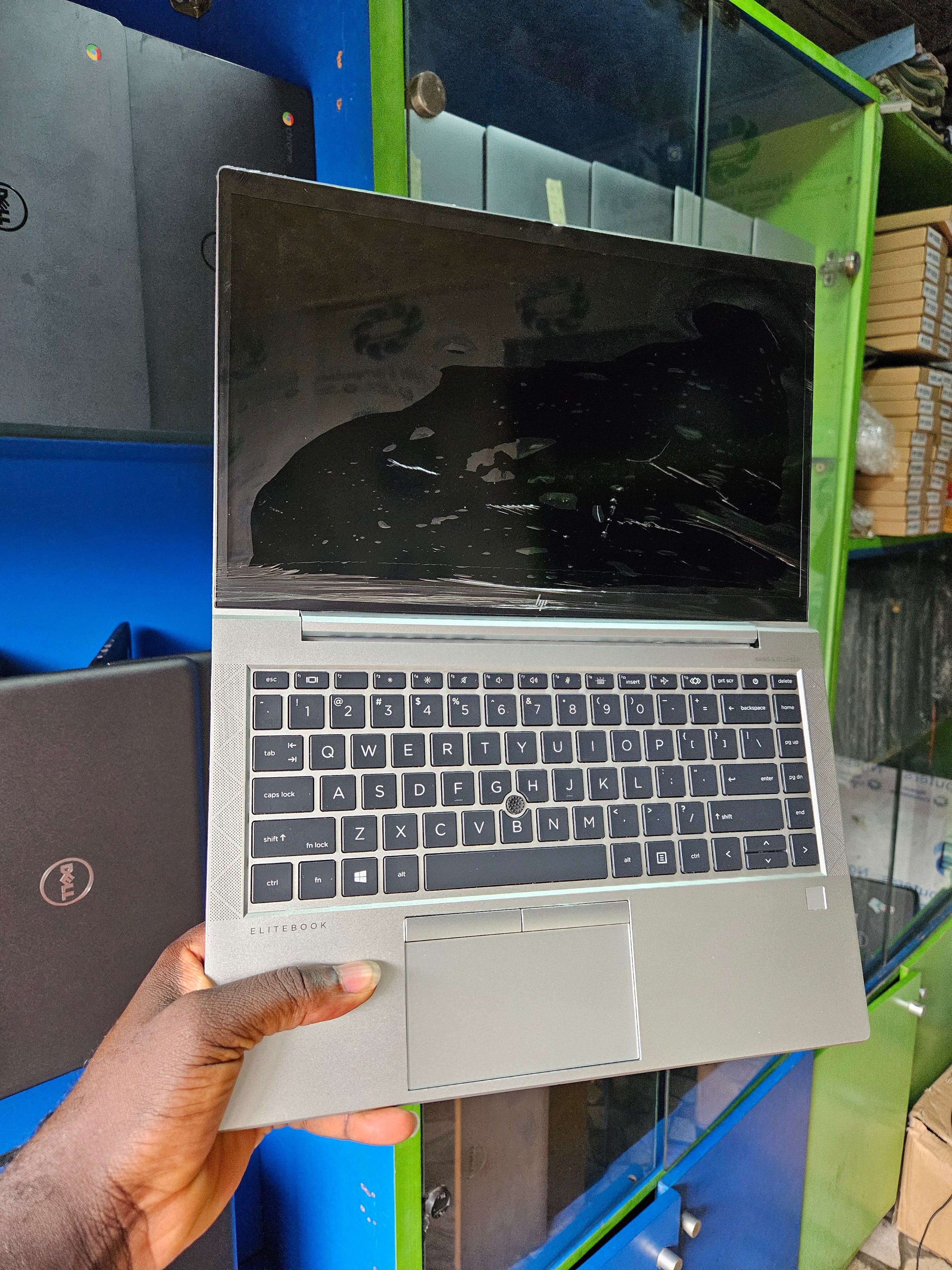 Hp elitebook 840 g7 core i5 16gb 512ssd