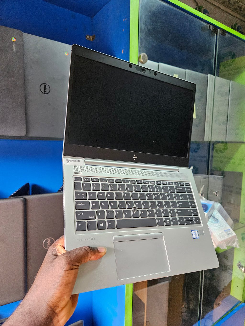 Hp elitebook 840 g6 core i7 8gb RAM 256SSD 8th gen