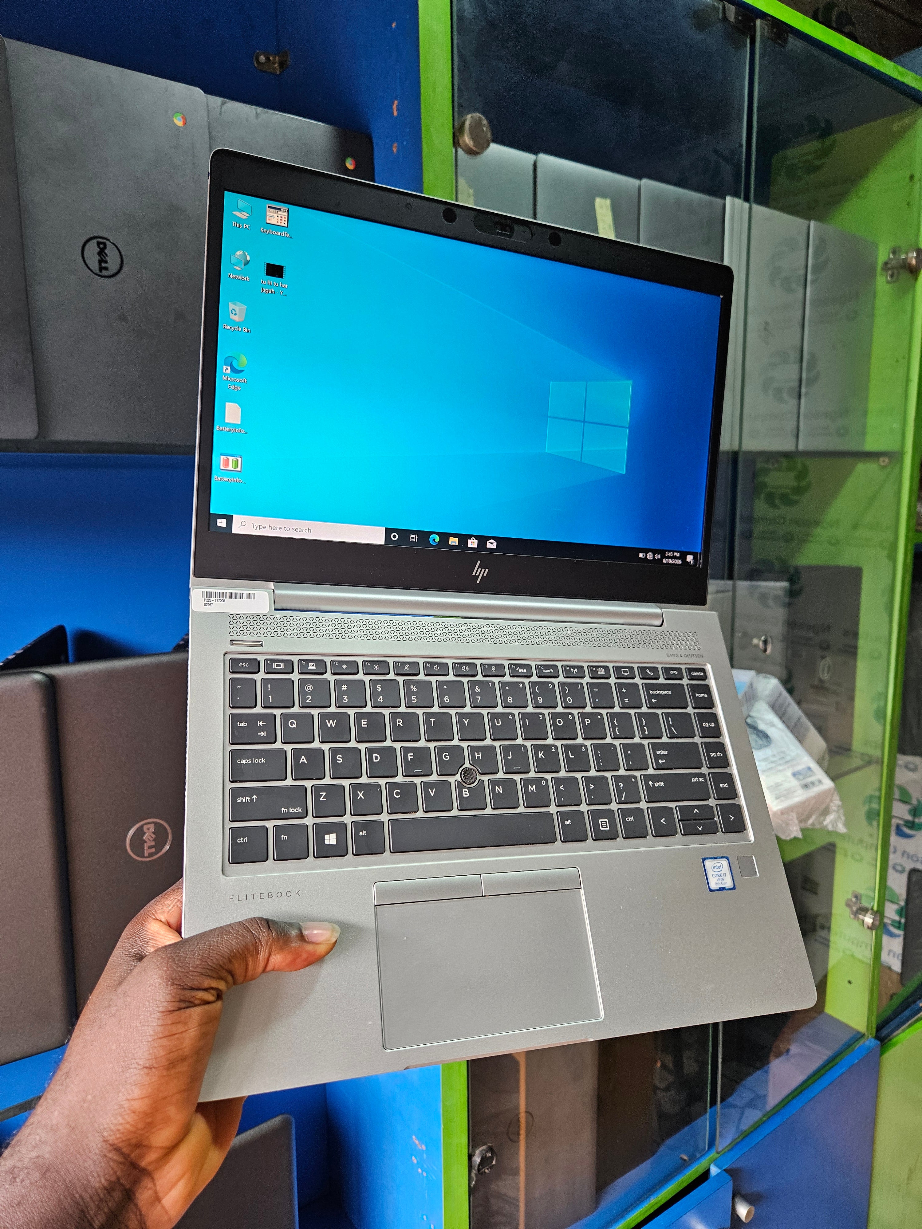 Hp elitebook 840 g6 core i7 8gb RAM 256SSD 8th gen