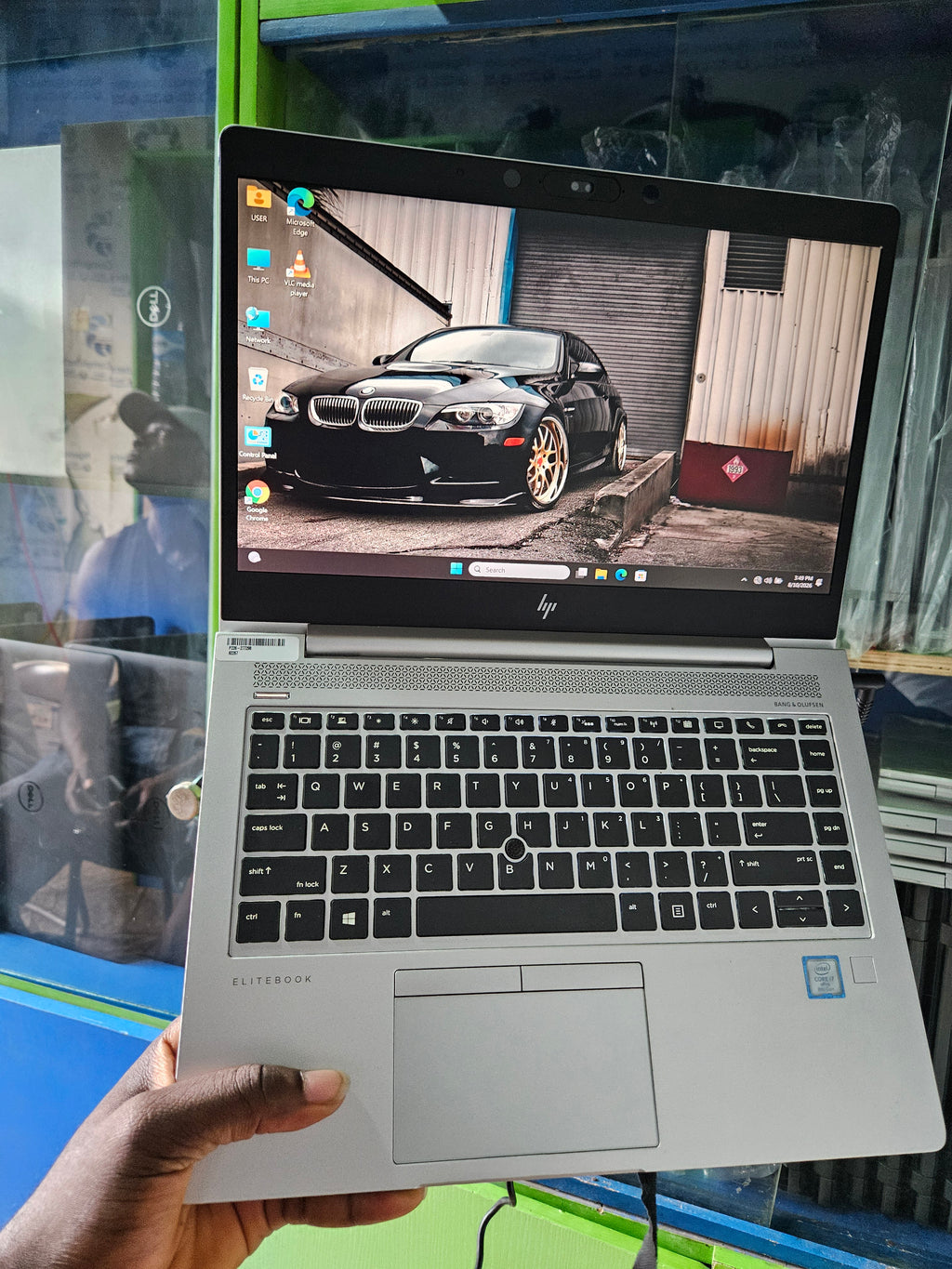 Hp elitebook 840 g6 core i7 8gb RAM 256SSD 8th gen