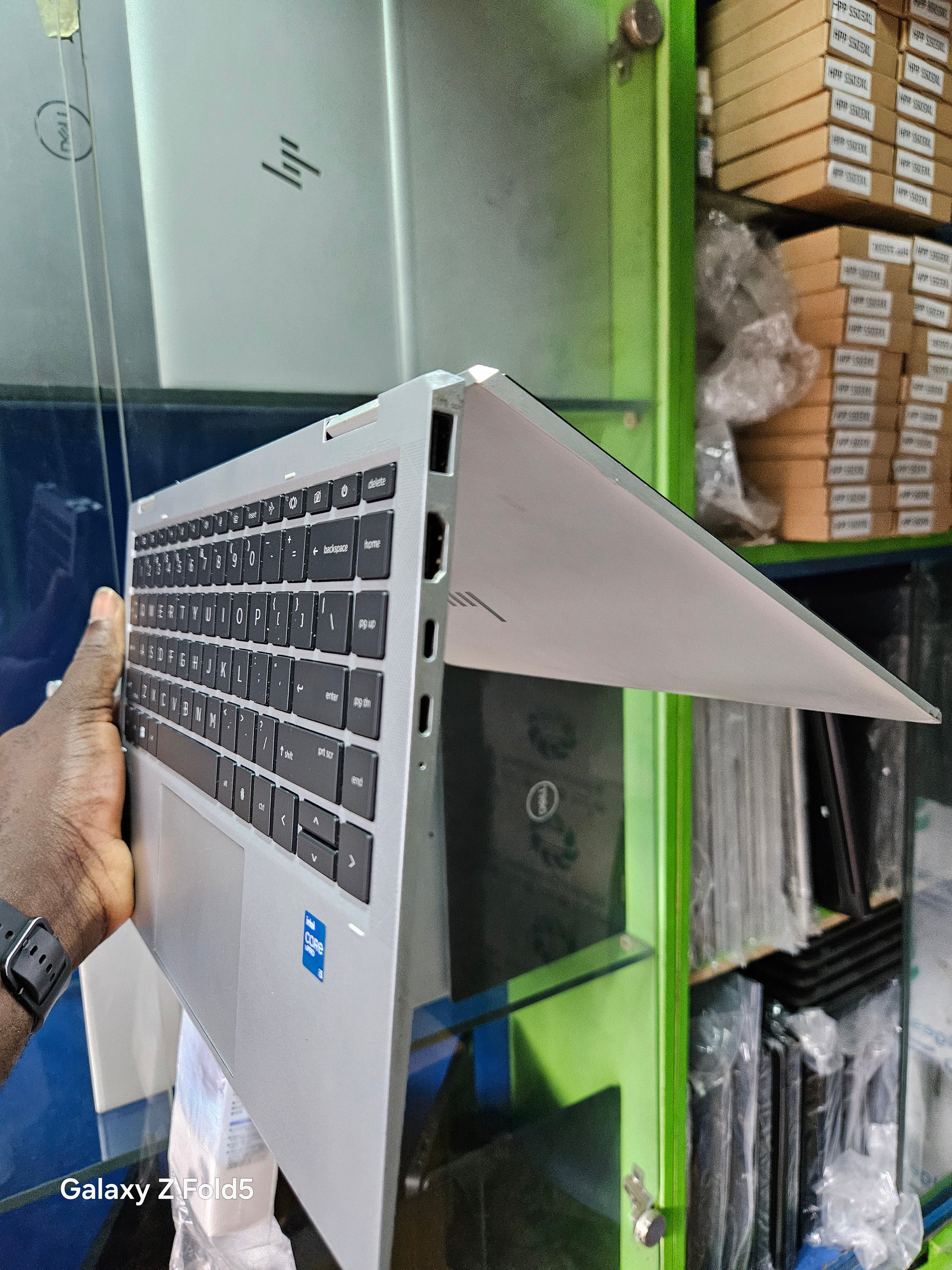 Hp elitebook 1040 g8 x360 i5 16gb 512ssd